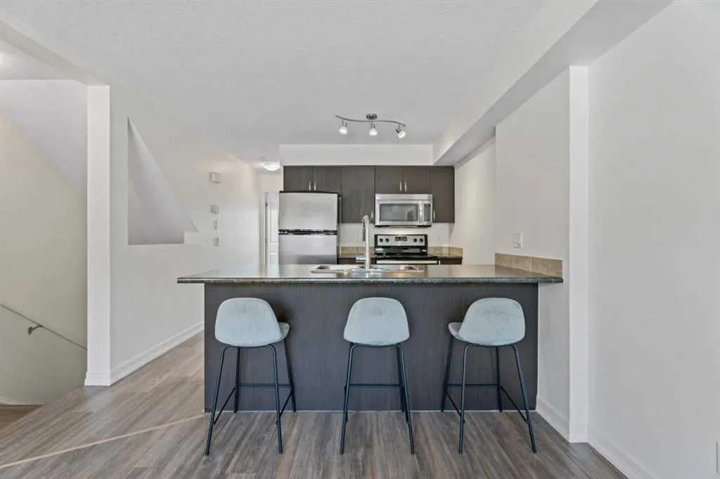 121 Copperpond Common SE #410