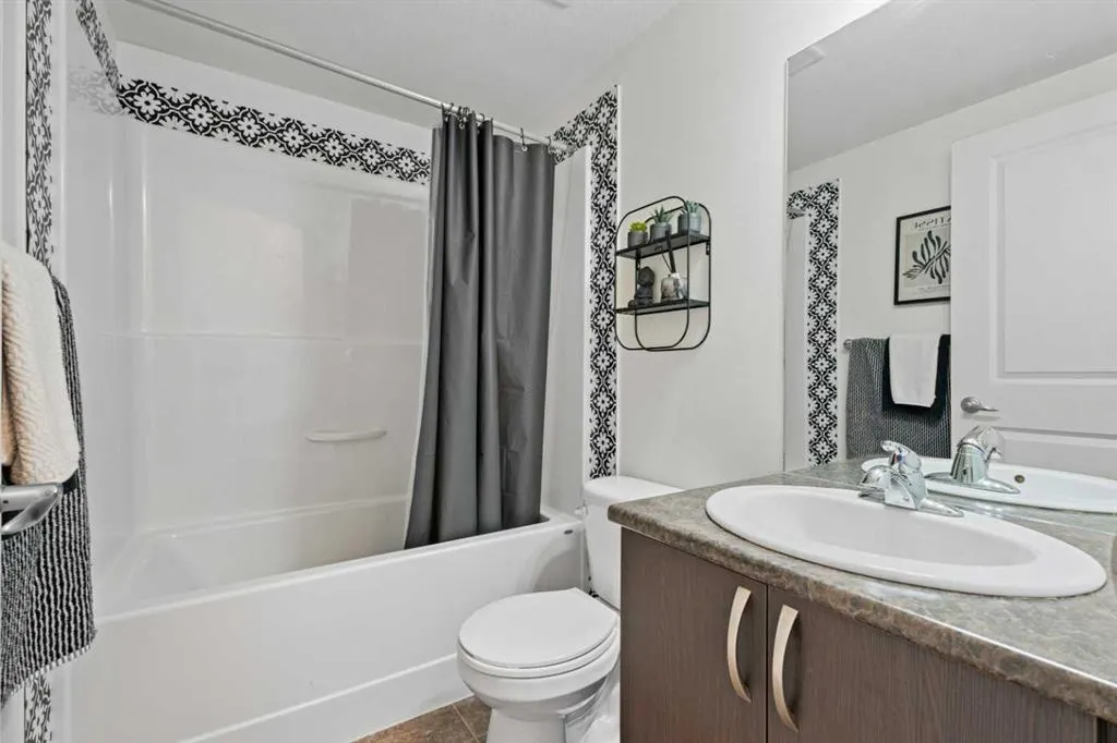 121 Copperpond Common SE #410