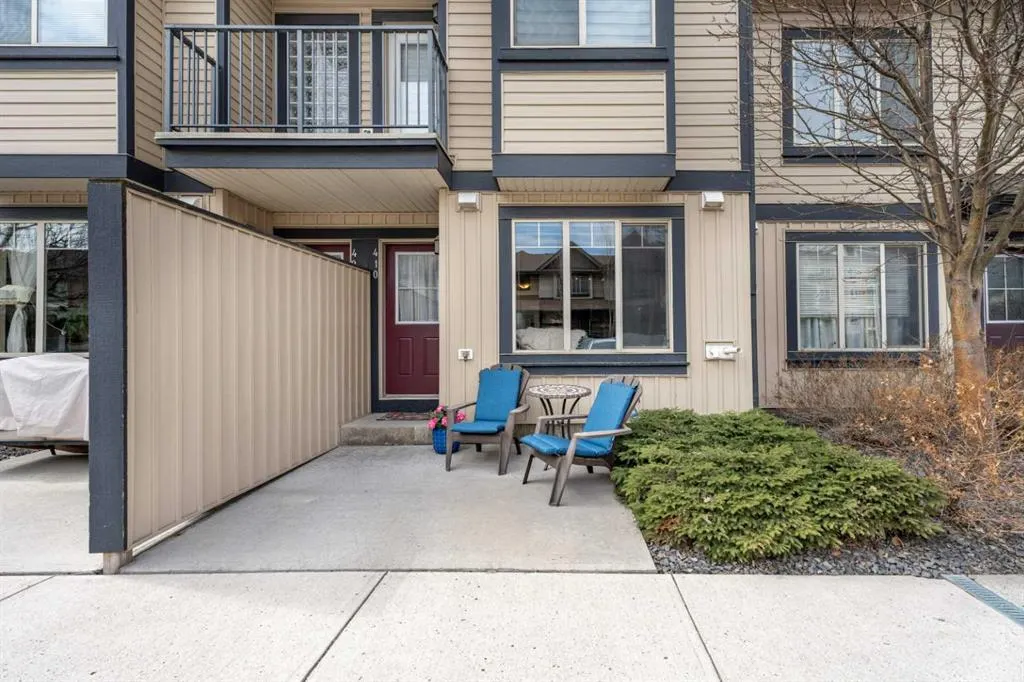 121 Copperpond Common SE #410