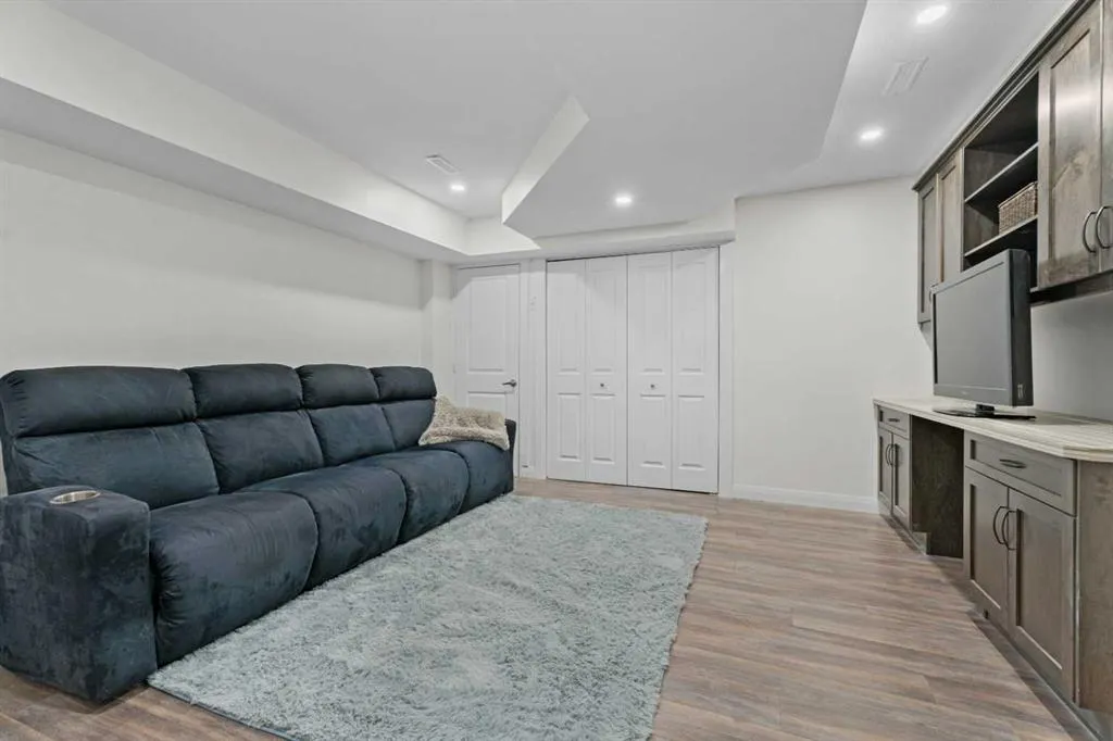 121 Copperpond Common SE #410