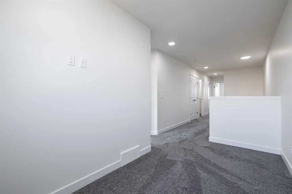 11 Tillotson Loop