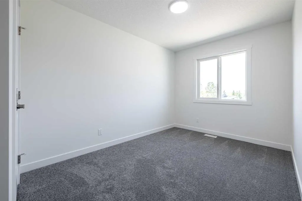 11 Tillotson Loop