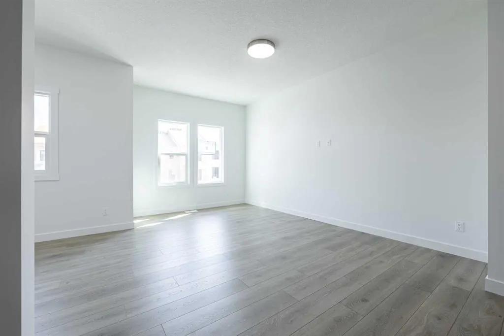 11 Tillotson Loop