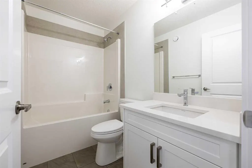 11 Tillotson Loop
