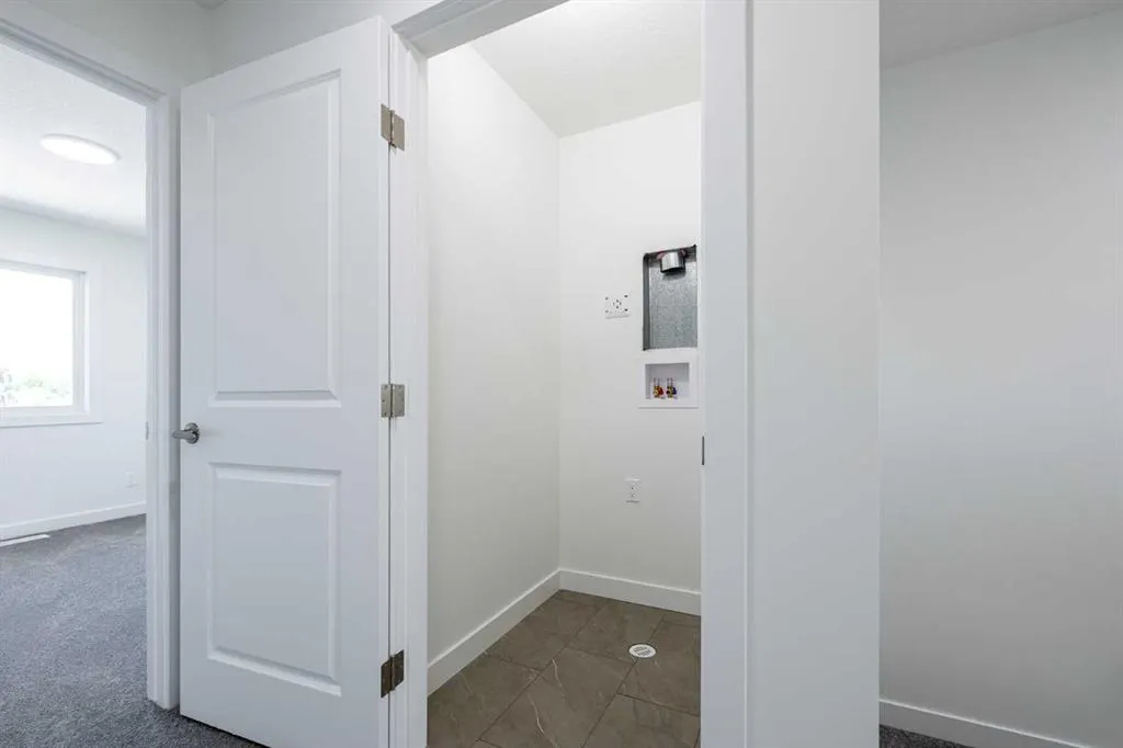 11 Tillotson Loop