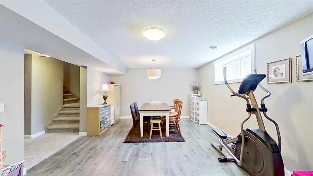 31 Ravenslea Crescent SE