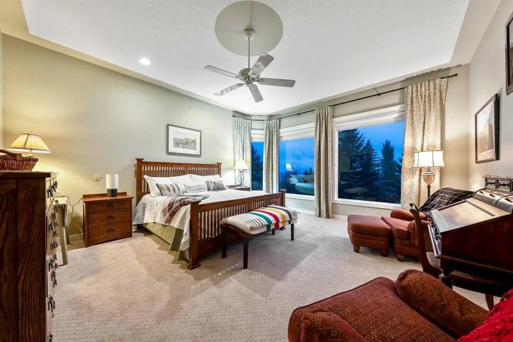 12 Patina Hill SW