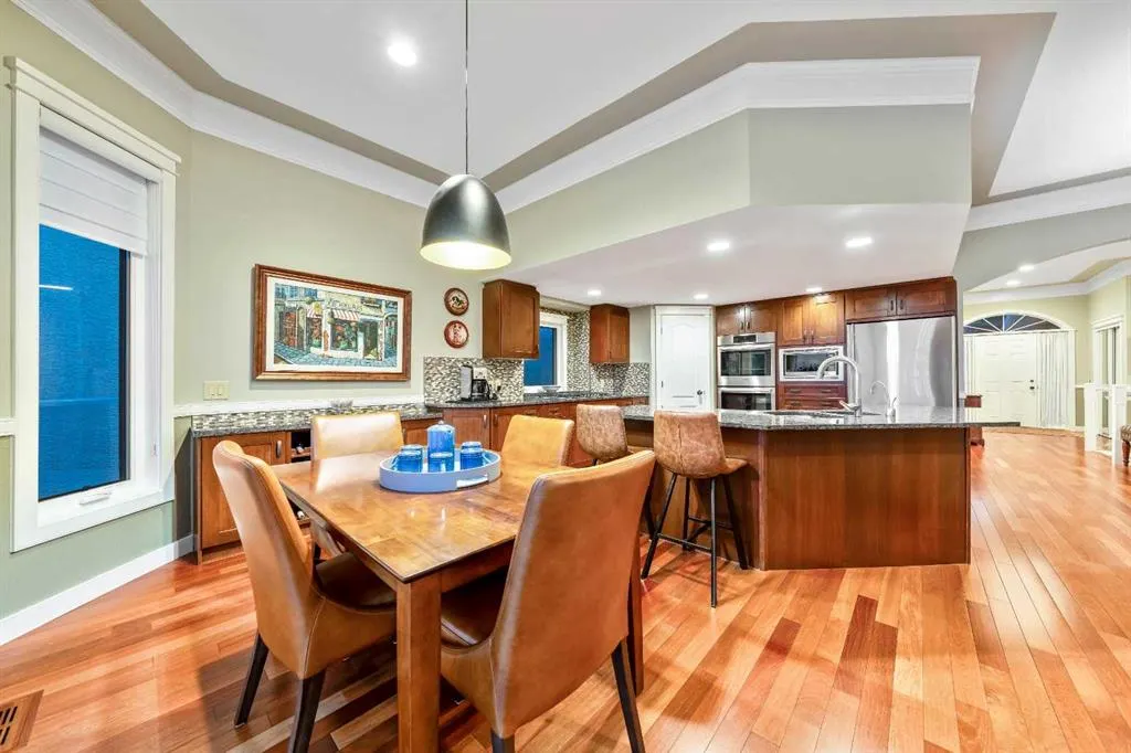 12 Patina Hill SW