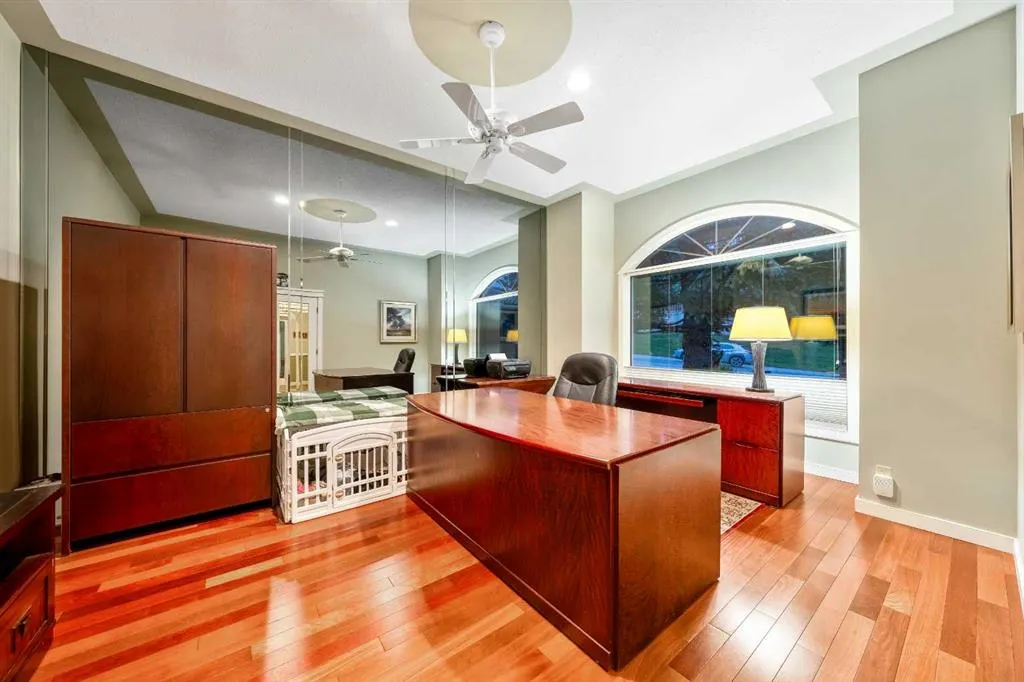 12 Patina Hill SW
