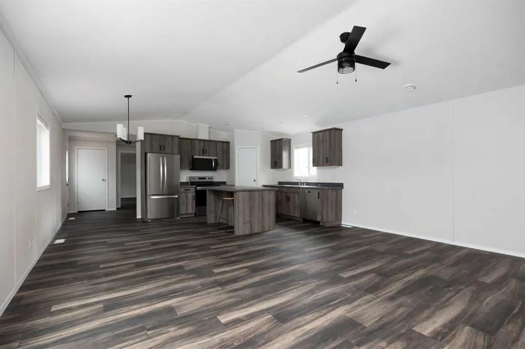 252 Gregoire Crescent