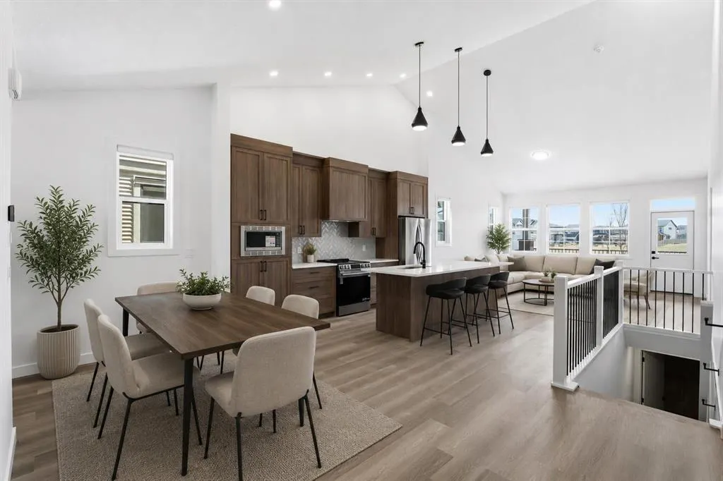 15 Coopersfield Link SW #1600