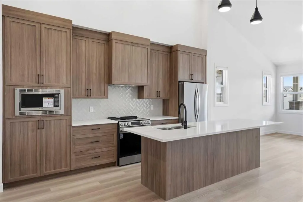 15 Coopersfield Link SW #1600