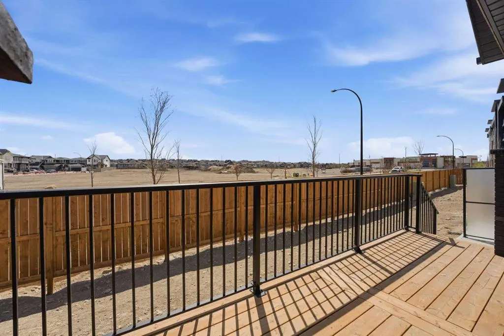 15 Coopersfield Link SW #1600