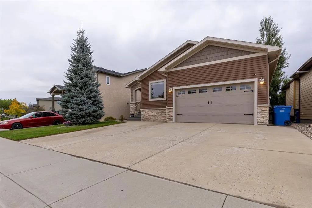 525 Edinburgh Road W