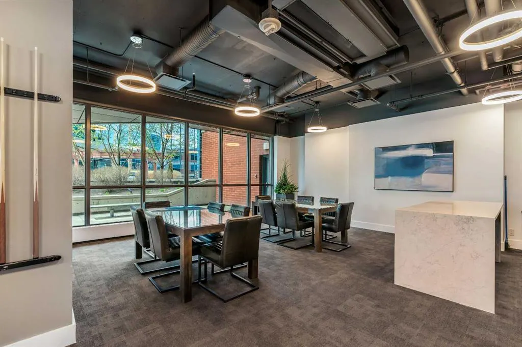 220 12 Avenue SE #2001