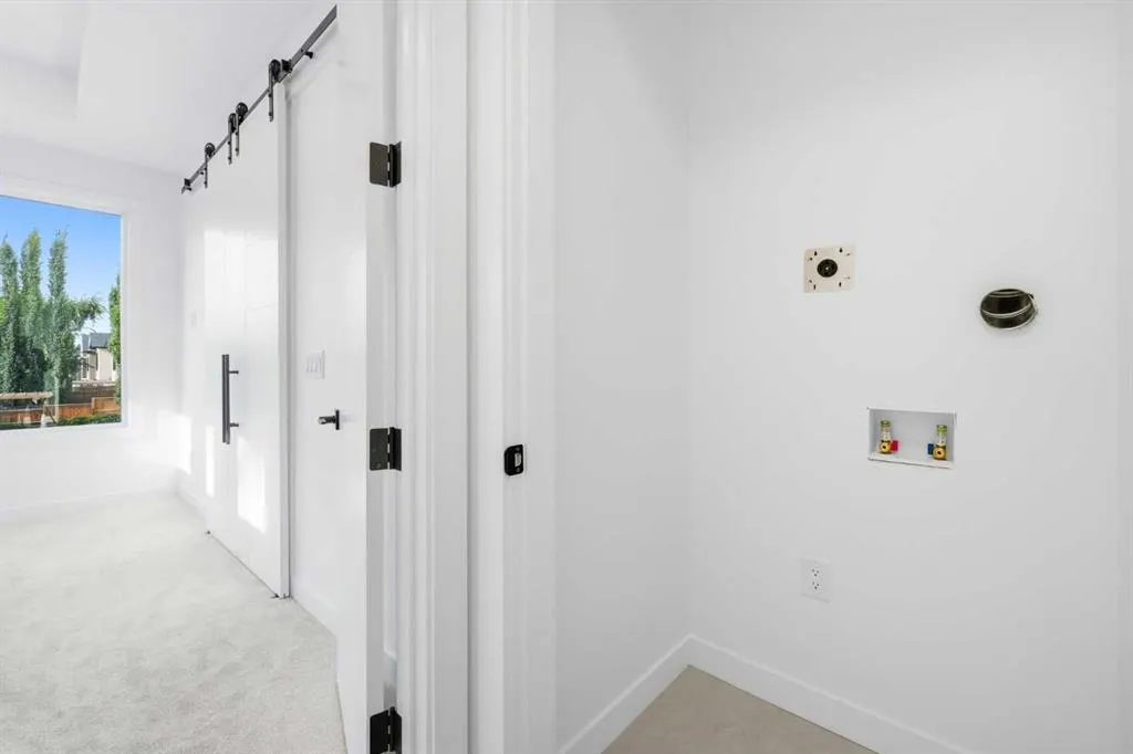 2701 28 Avenue SW #3