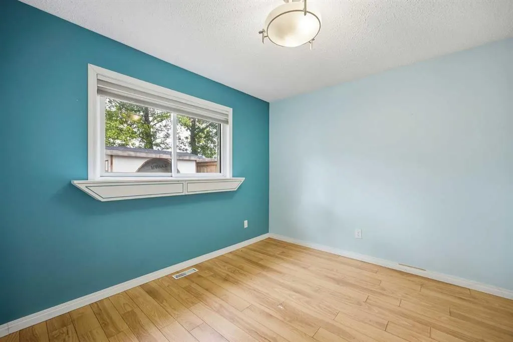 258 Kennedy Crescent
