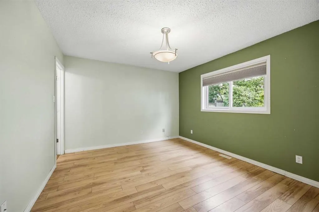 258 Kennedy Crescent