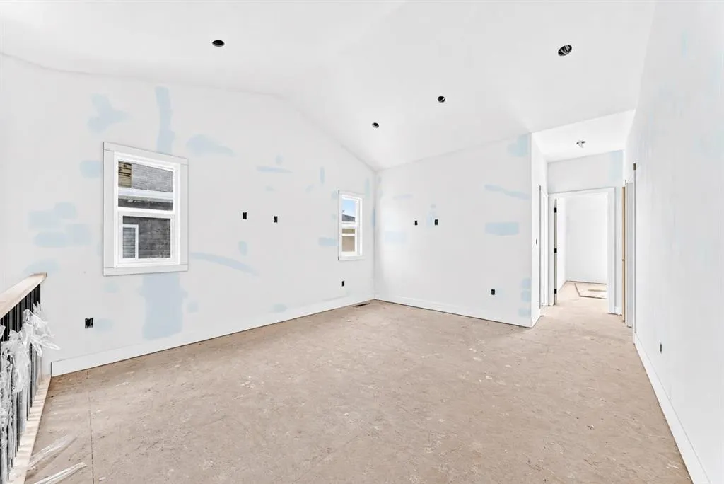 564 Livingston Way