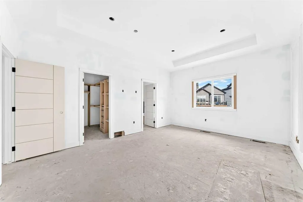 564 Livingston Way