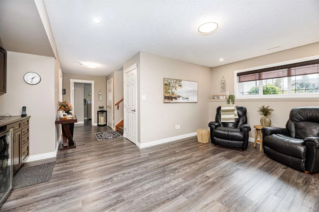 12 Aspen Heights Way