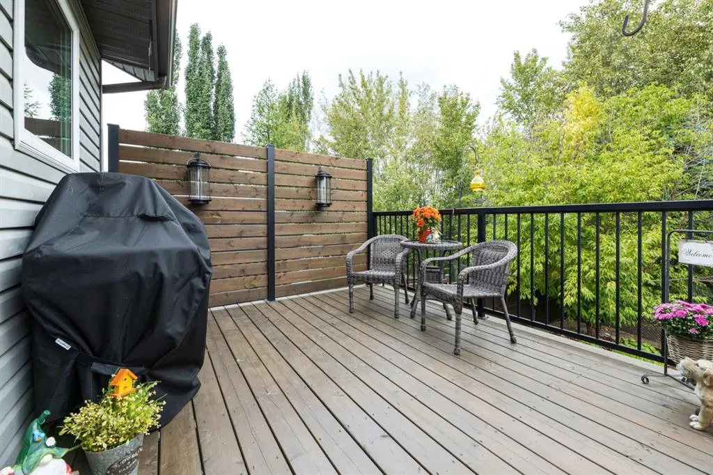 12 Aspen Heights Way