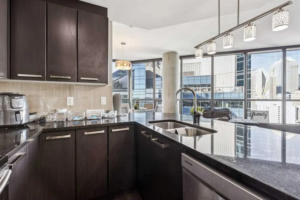225 11 Avenue SE #1610