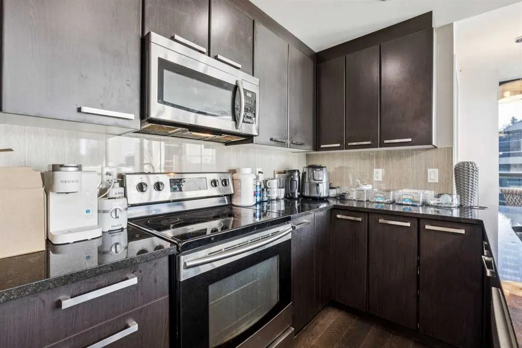 225 11 Avenue SE #1610