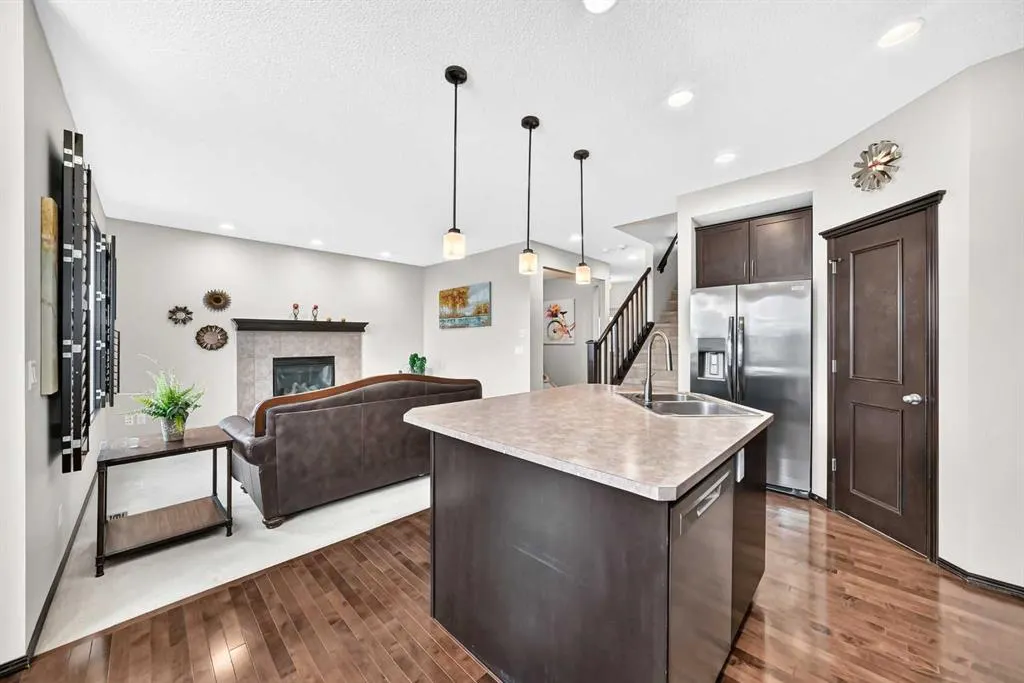 27 Pantego Way NW