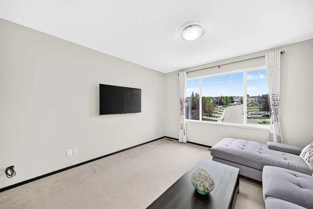 27 Pantego Way NW
