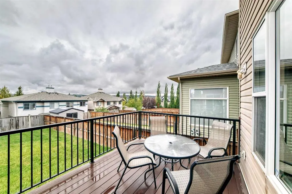 27 Pantego Way NW