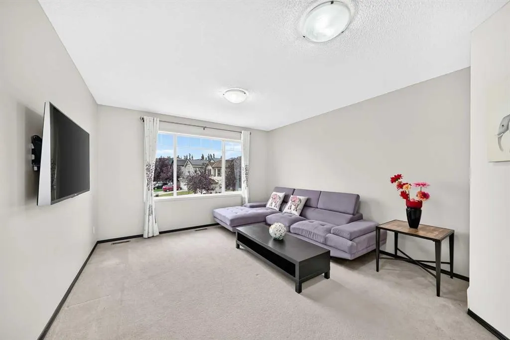 27 Pantego Way NW