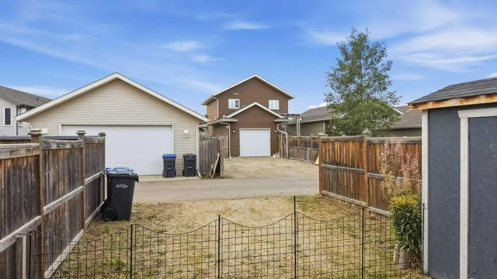 10 Rafferty Court