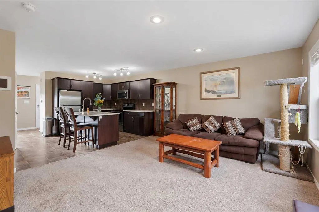 10 Rafferty Court