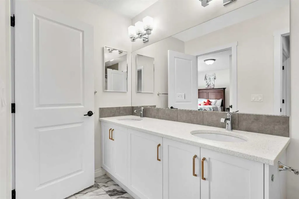 58 Sage Hill Heights NW