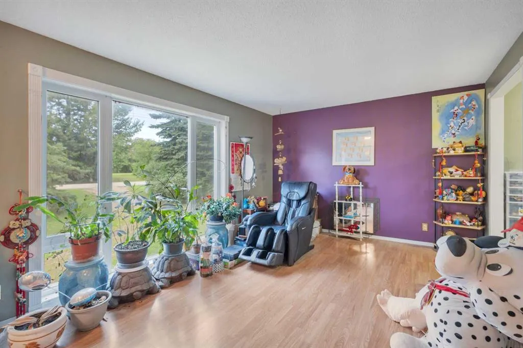 27305 391 Township Road #20