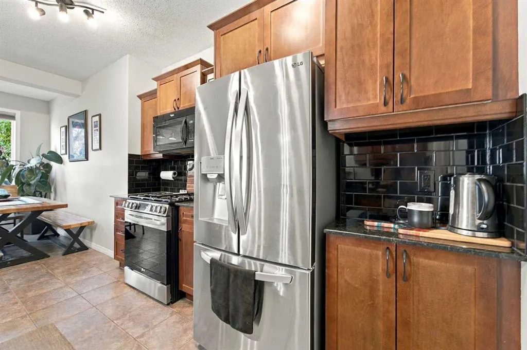 115 Morningside Point SW