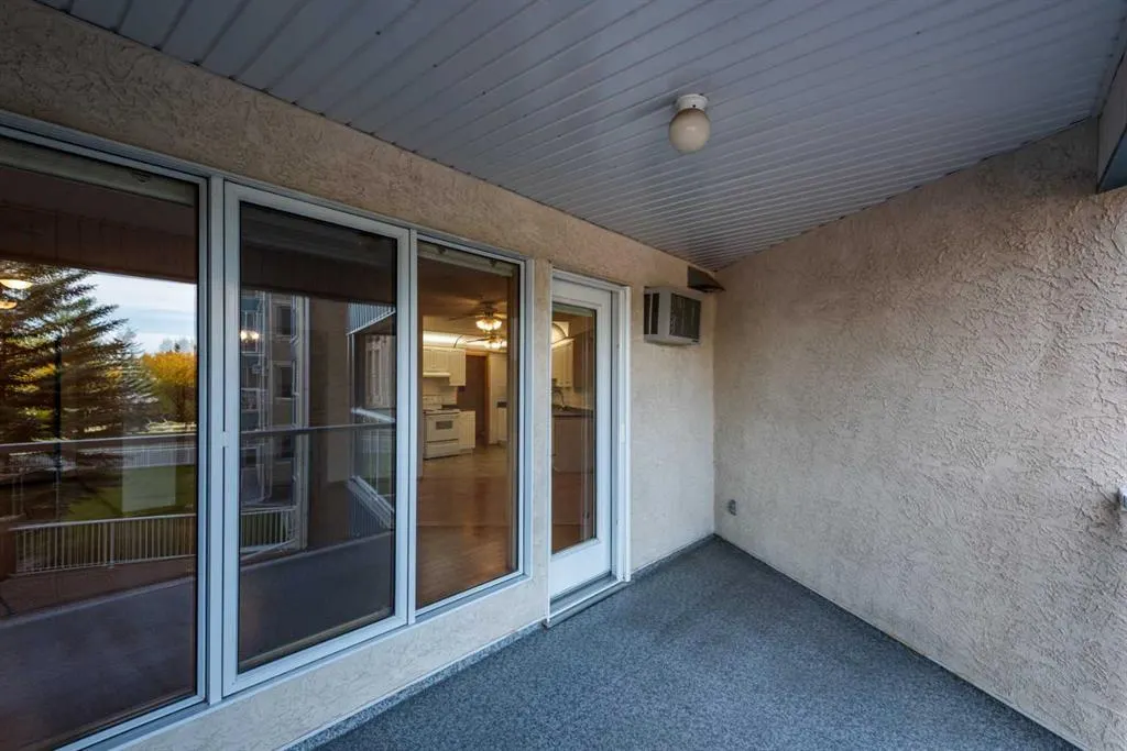 7229 SIerra Morena Boulevard SW #220