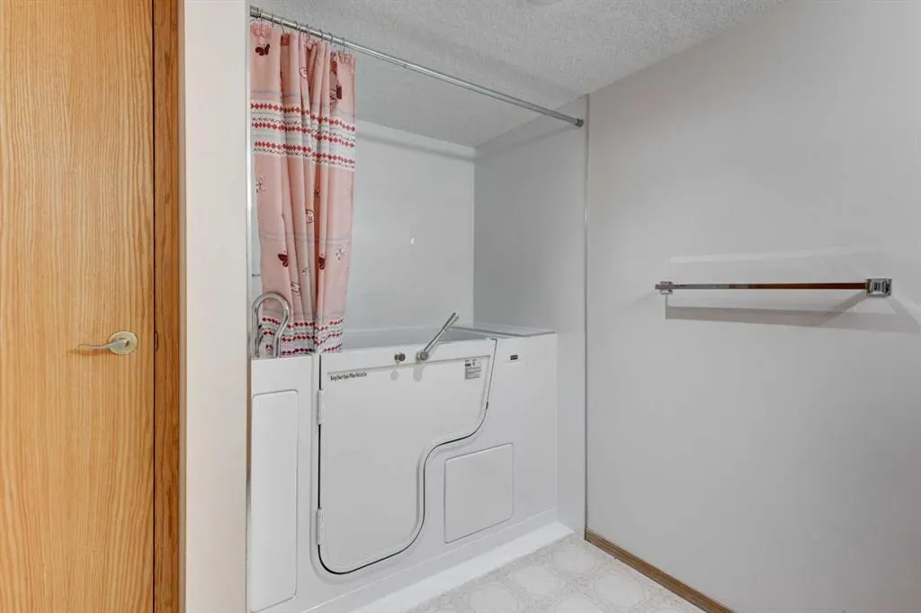 7229 SIerra Morena Boulevard SW #220