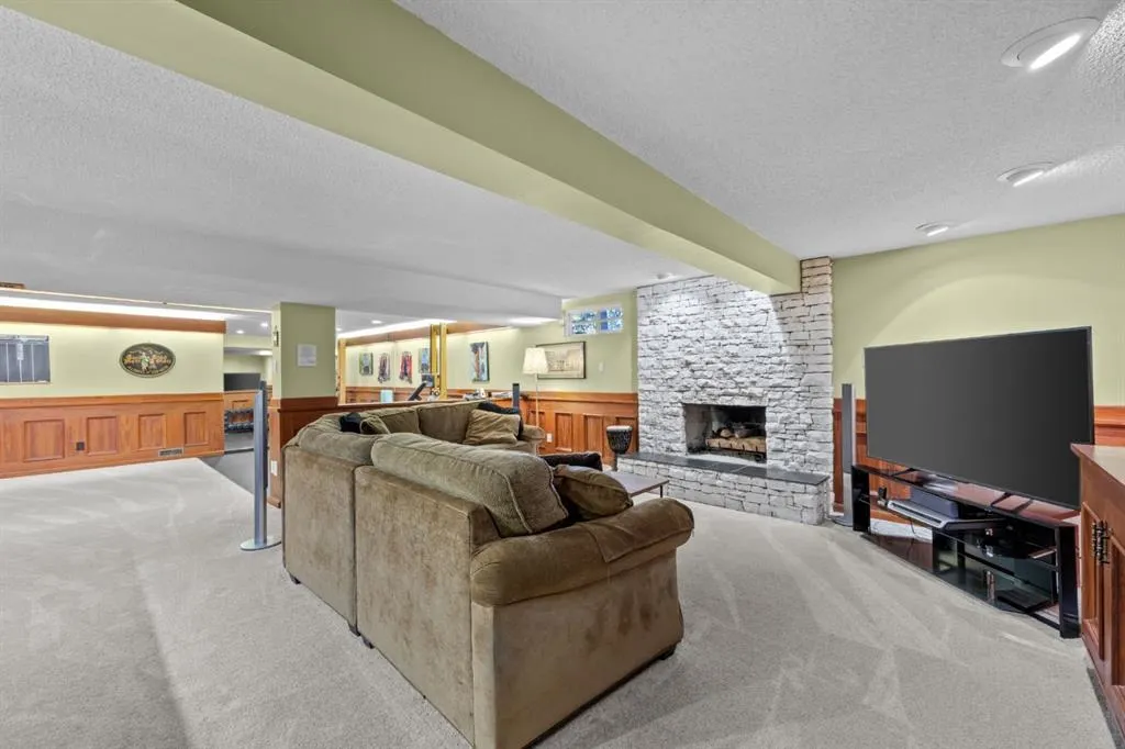 1215 Varsity Estates Drive NW