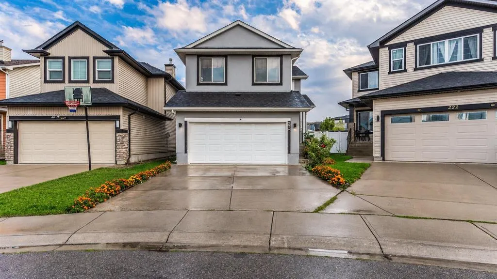 226 Saddlecrest Close