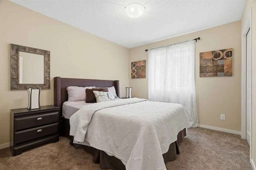 160 Brightoncrest Manor SE