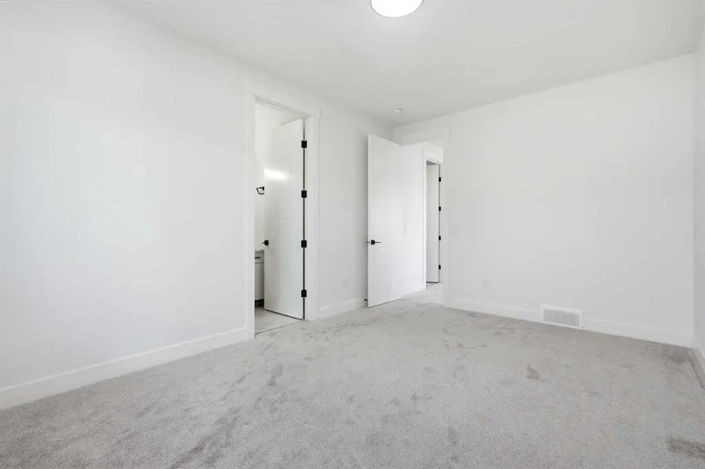 15 WATERCREST Gate