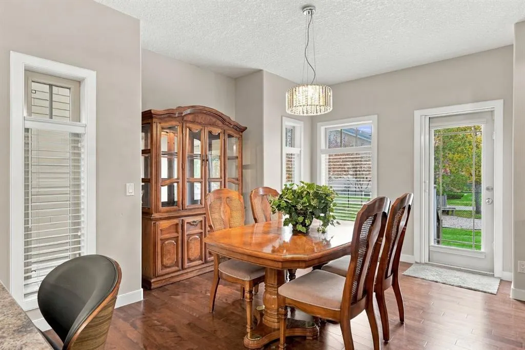 272 Bridle Estates Road SW