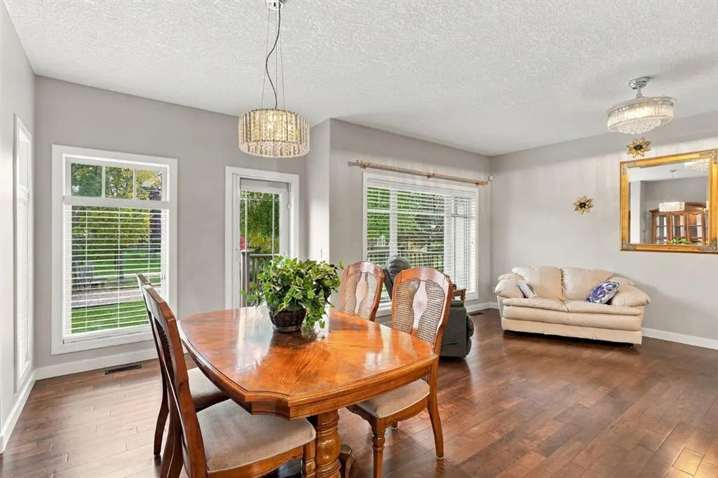 272 Bridle Estates Road SW