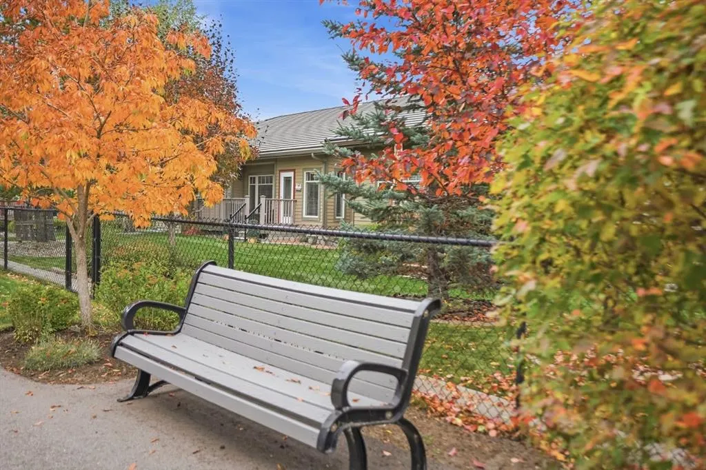 272 Bridle Estates Road SW