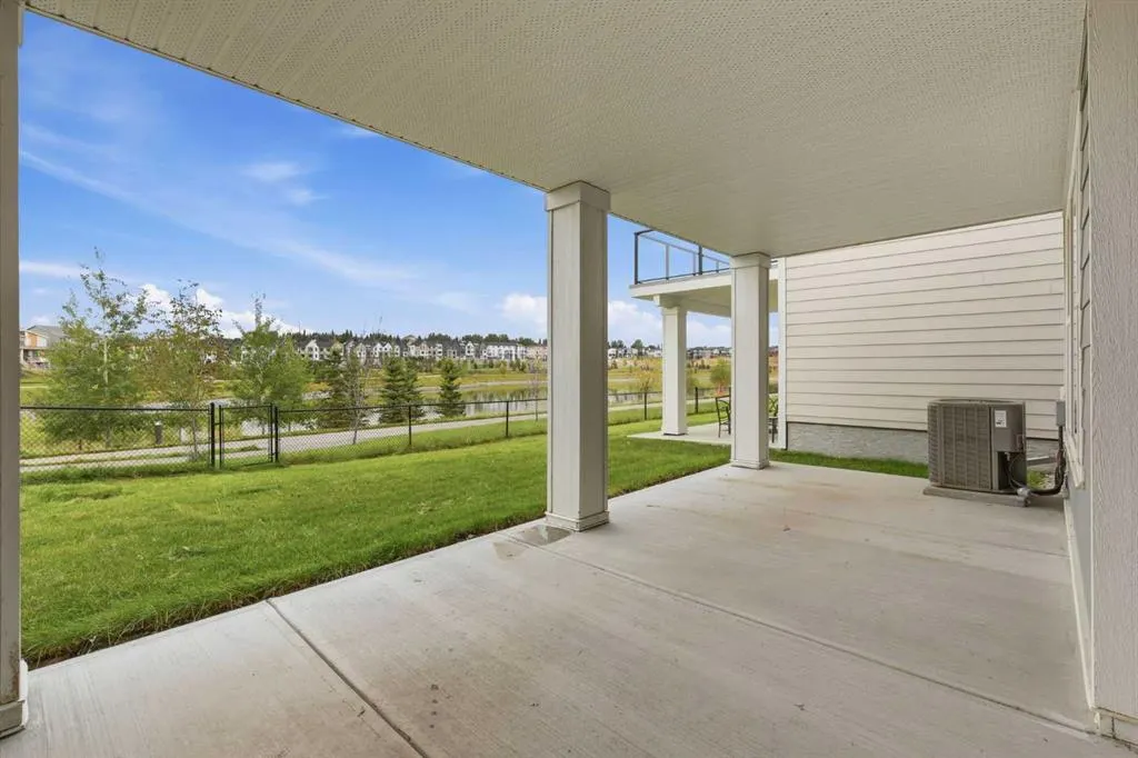 110 Rowley Way NW