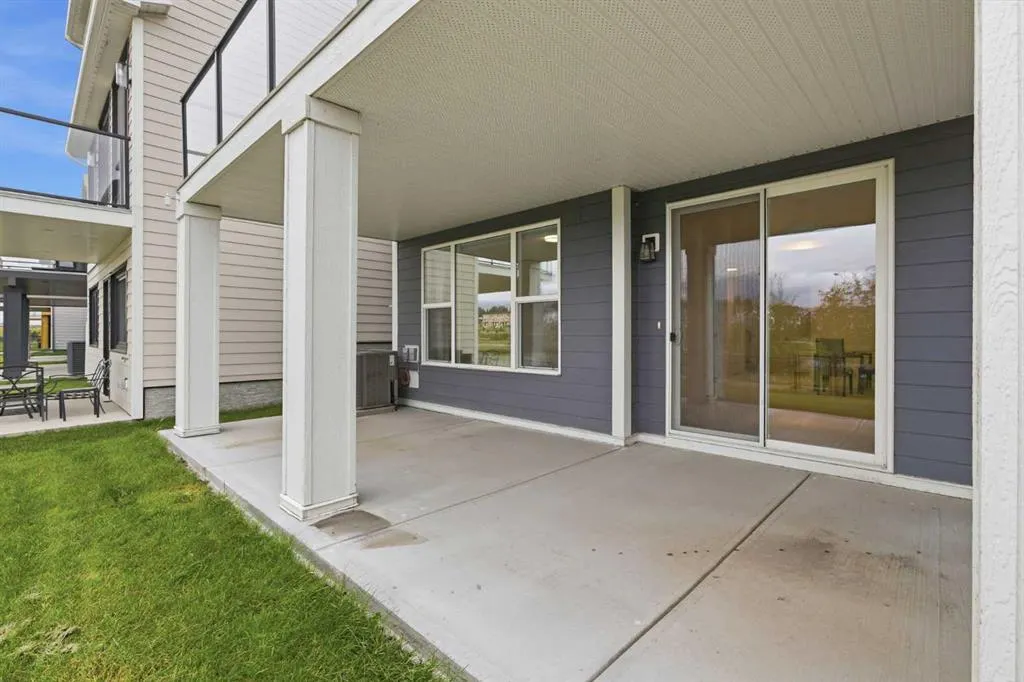 110 Rowley Way NW