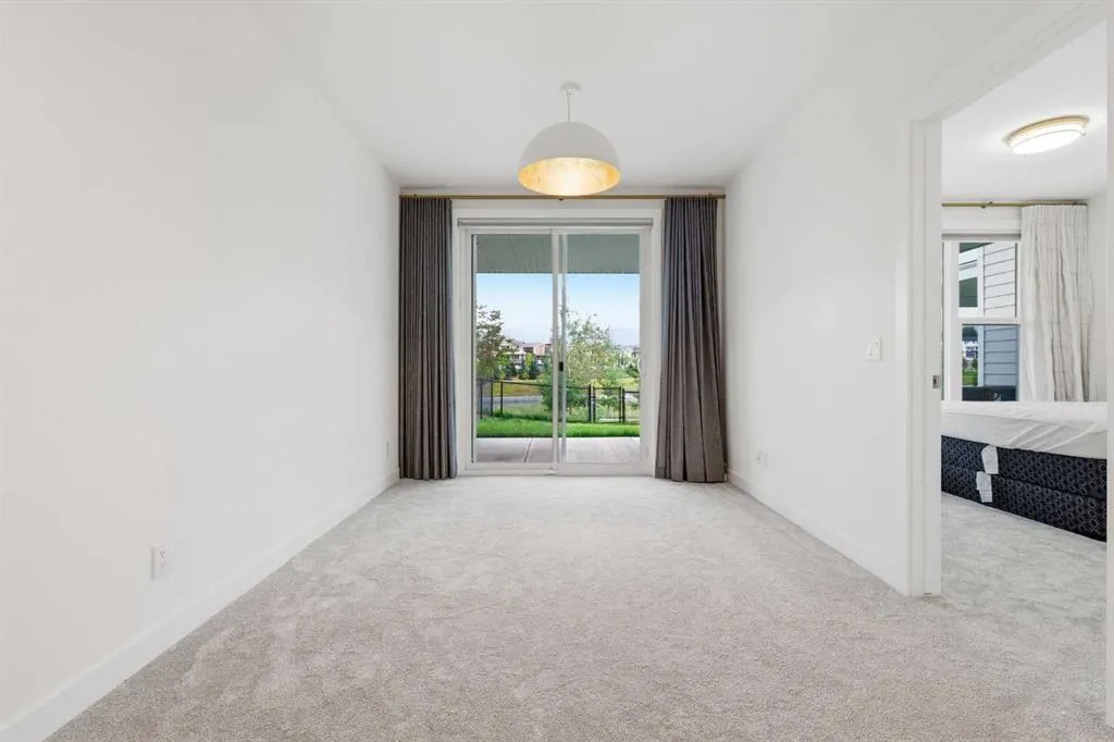 110 Rowley Way NW