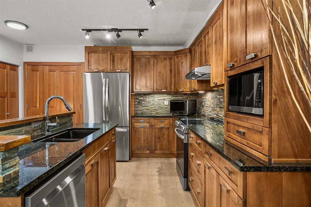 106 Stewart Creek Landing #218